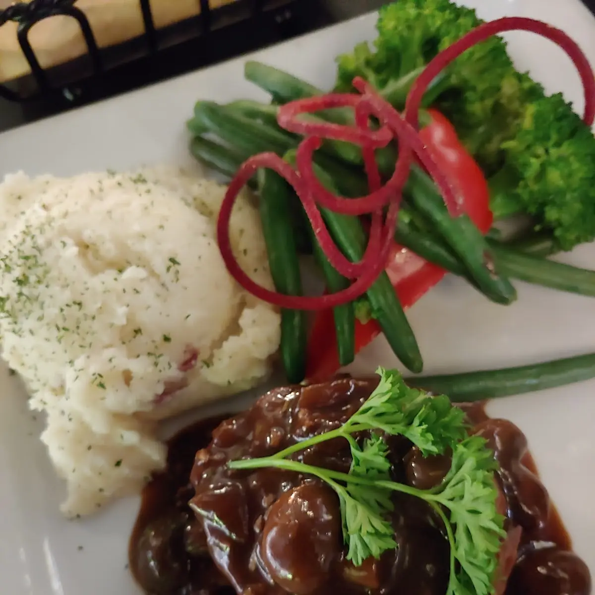 Ribeye Steak Garlic Mashed Potatoes