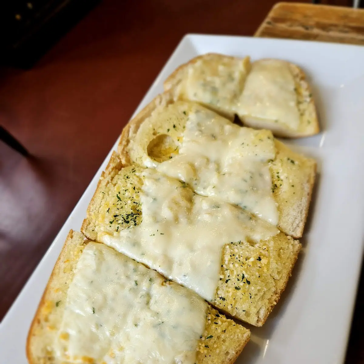 Garlic Cheese Bread