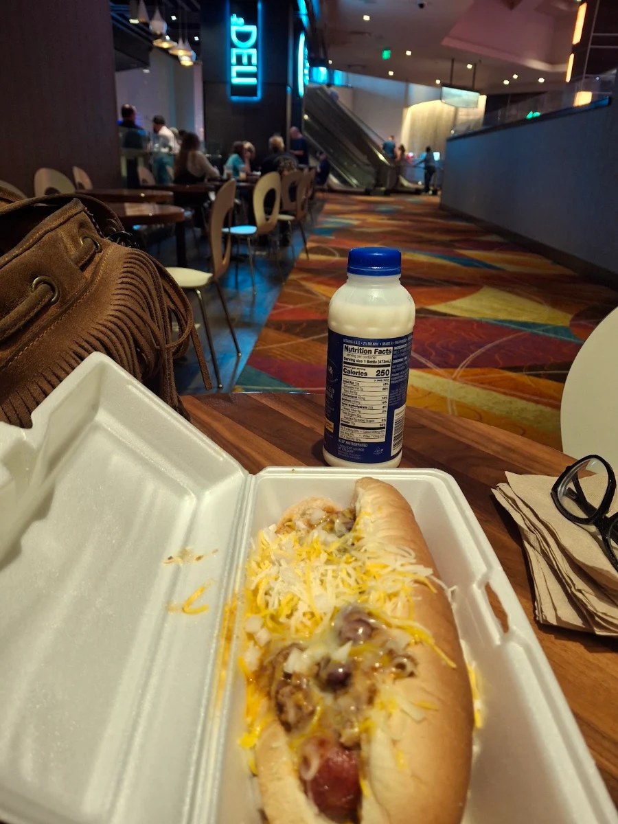 Lucky Chili Dog