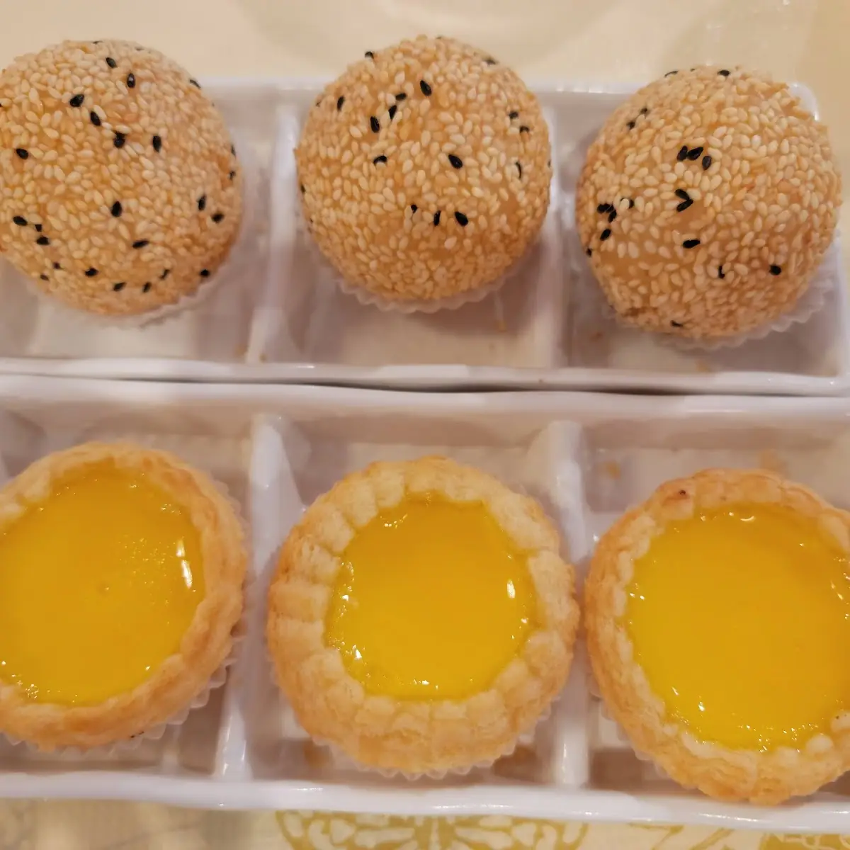 Sesame Ball & Egg Custard