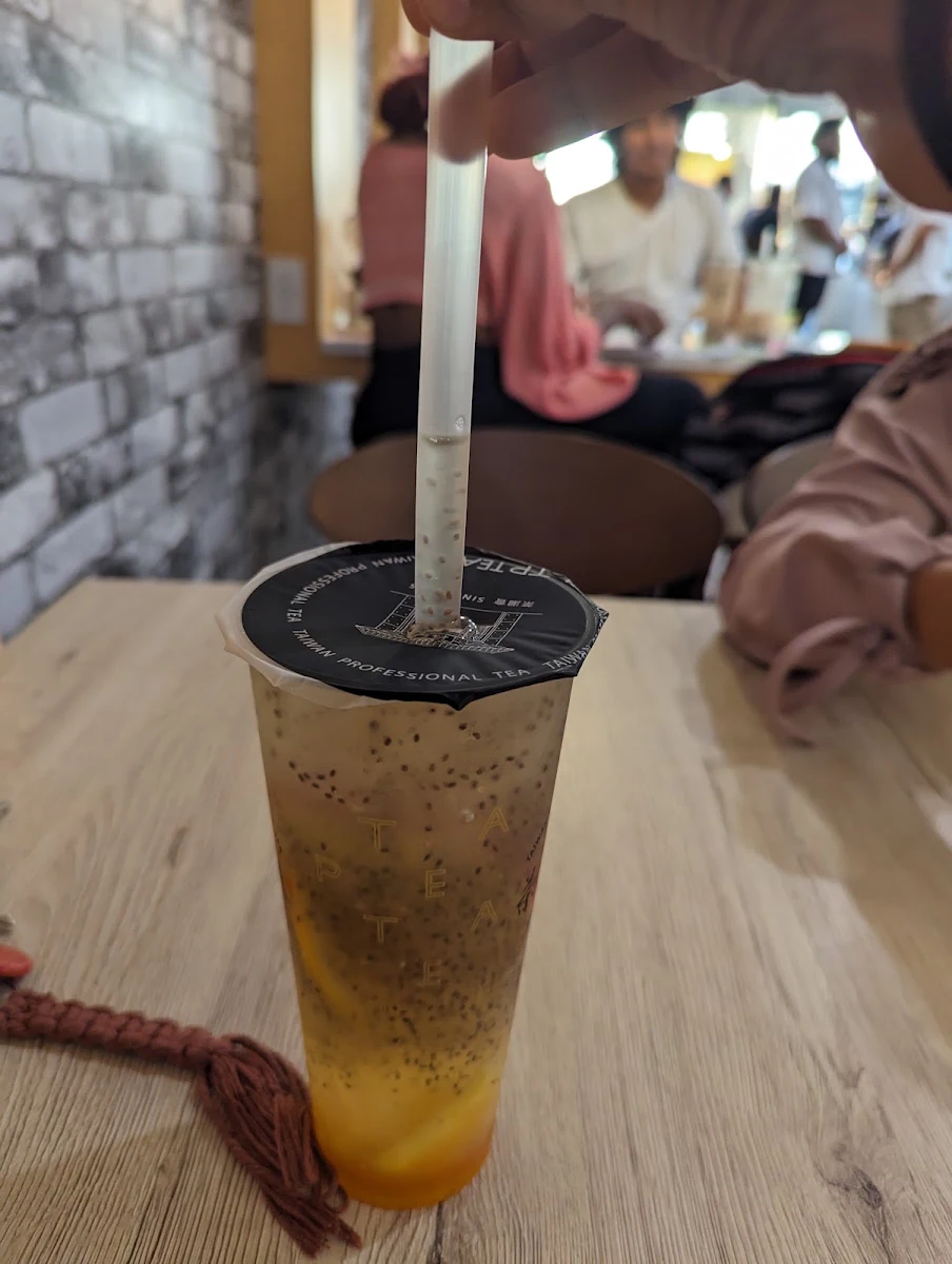 Fresh Fruit Tea with Chia Seeds