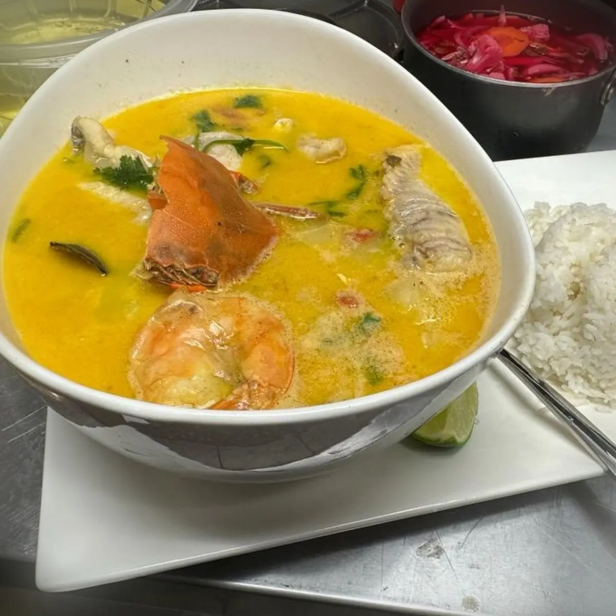 Sopa Marinera En Crema de Coco
