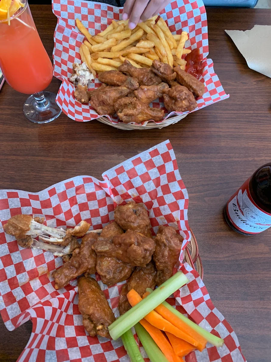 Pound Wings