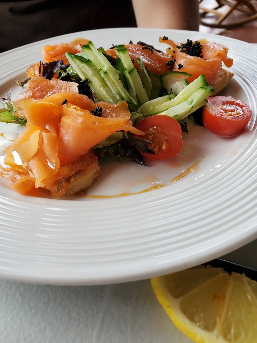 Assiette de Saumon Fumé, La Marina Resto Bar