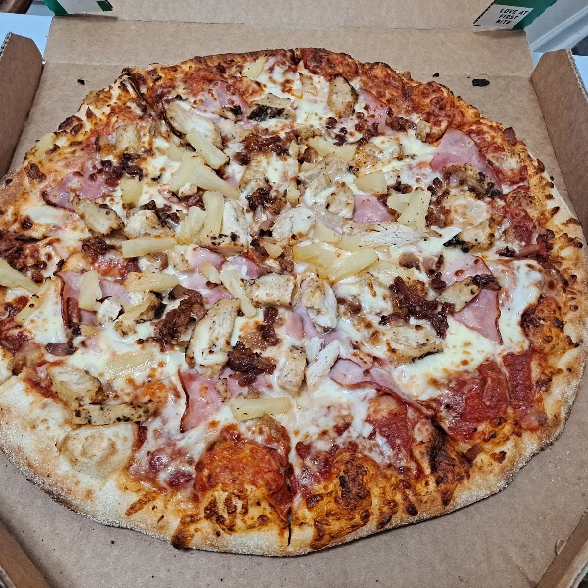 Hawaiian Pizza