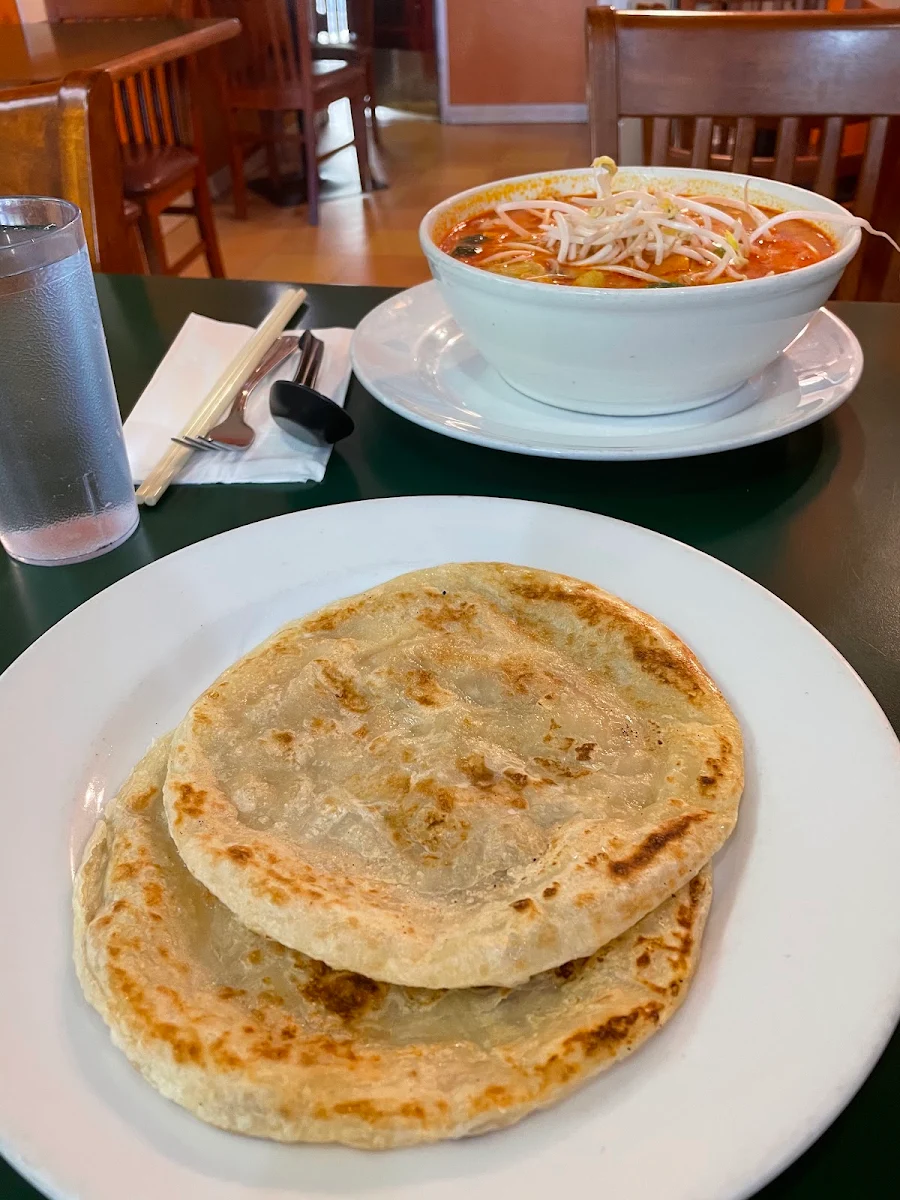 Roti Prata, Mad Mango Cafe