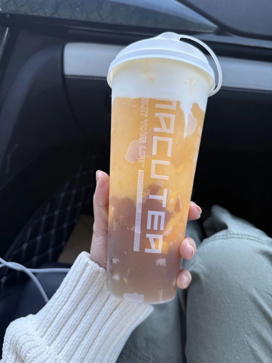 Fresh Fruit Tea Drinks