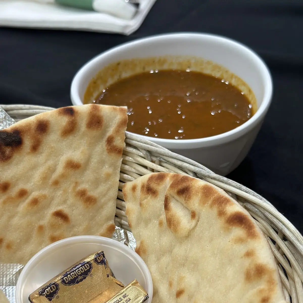 Hummus Plate & Pita Bread