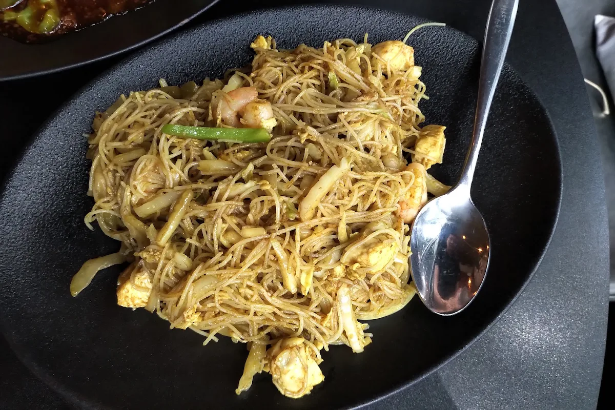Singapore Noodles, 31 Latitude
