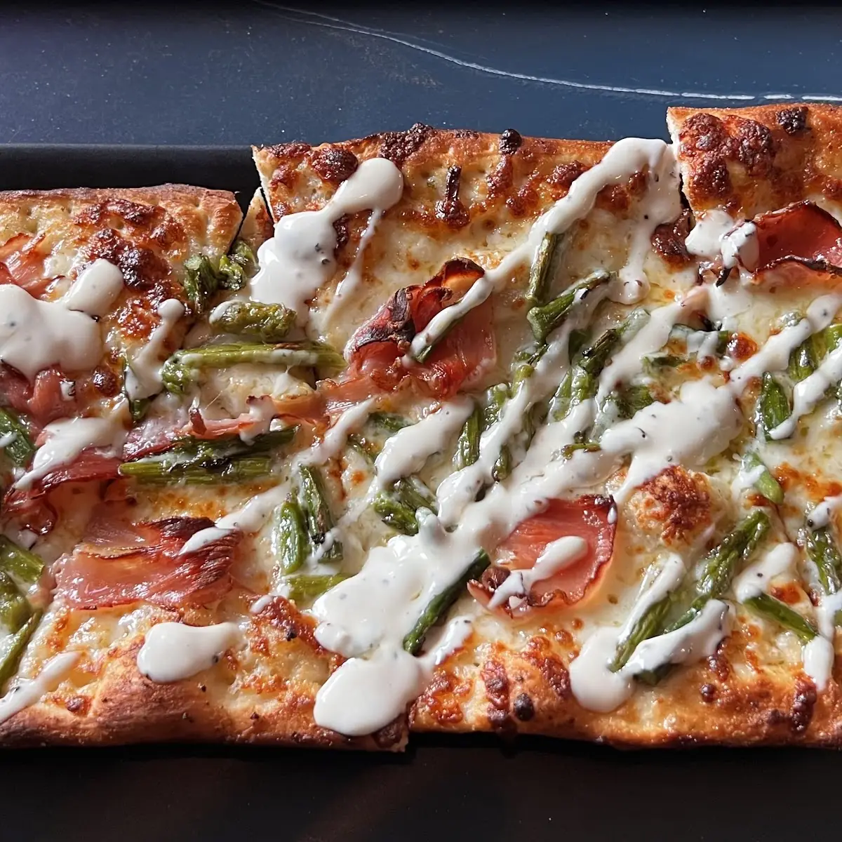 Asparagus and Prosciutto Pizza