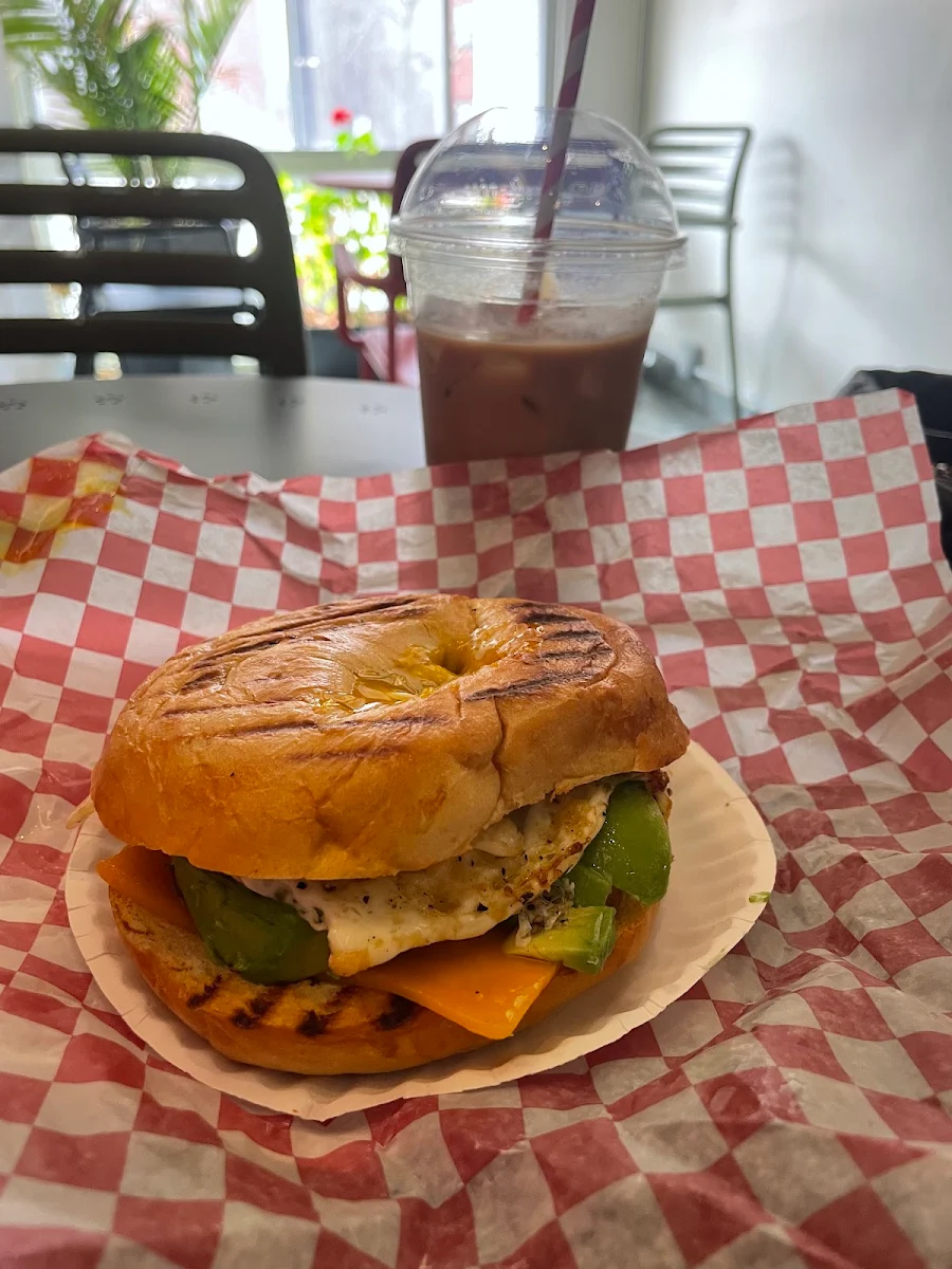Highlights, Lakeshore Ice cream cafe
