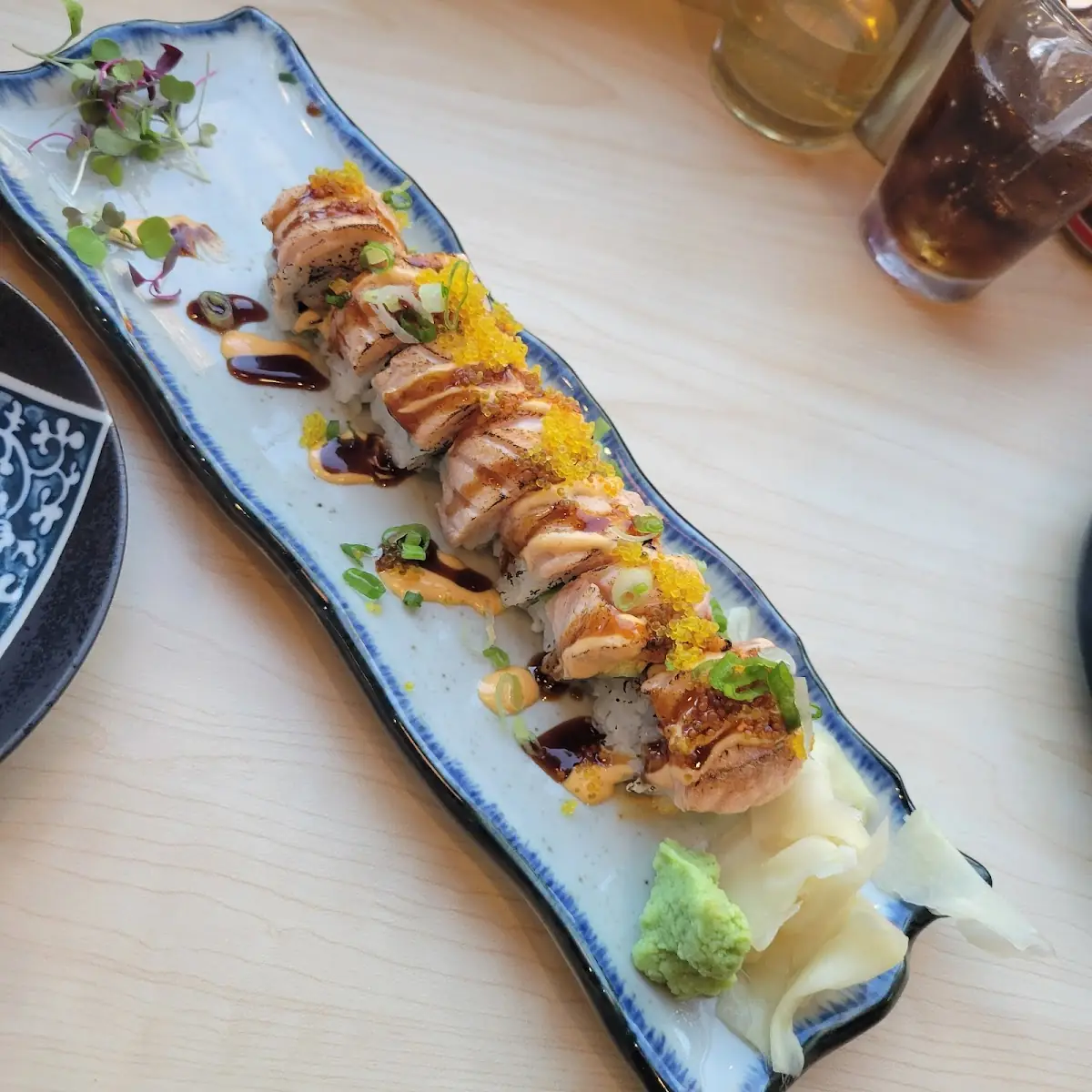 Seared Salmon Sushi Roll