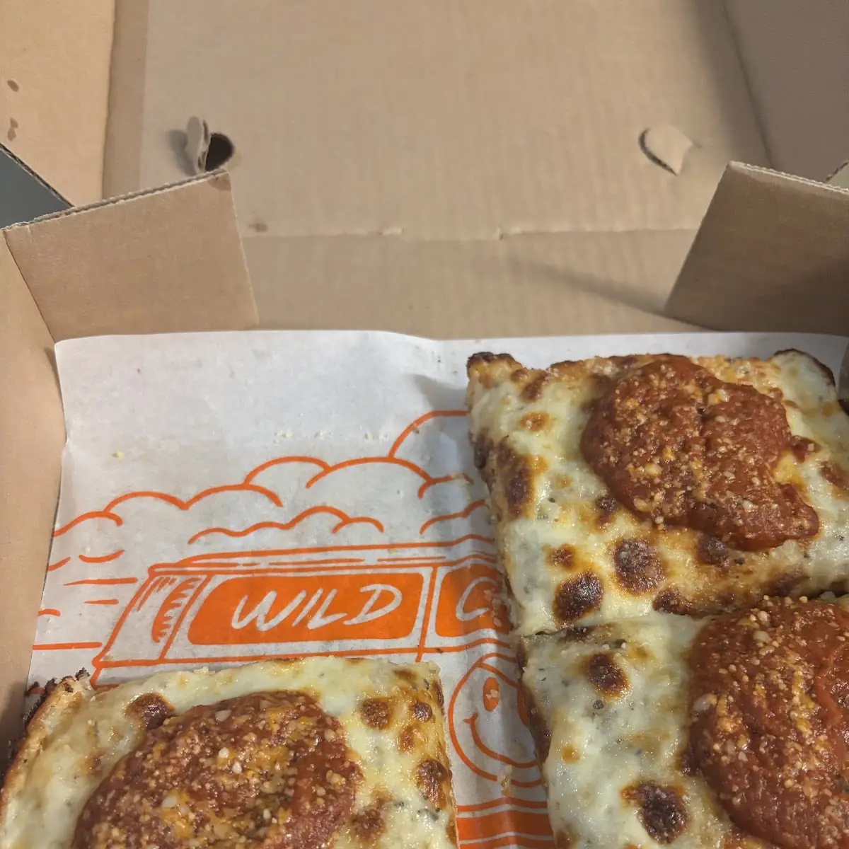 Medium Cheese Pizza
