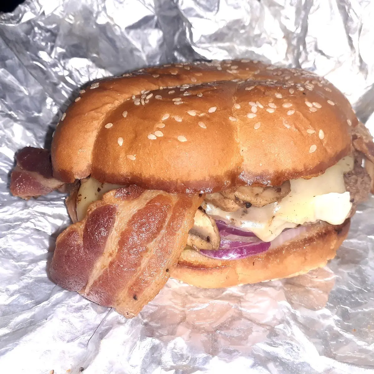 Angus Bacon Cheeseburger