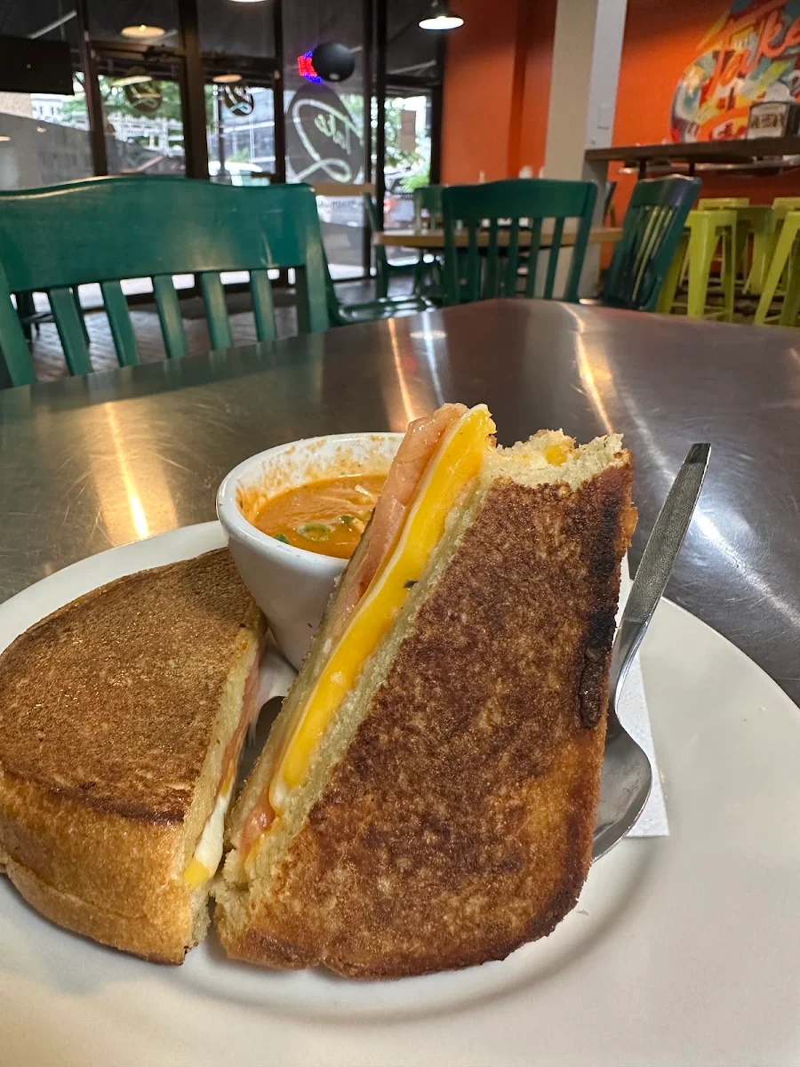 Grilled Cheese & Tomato Bisque