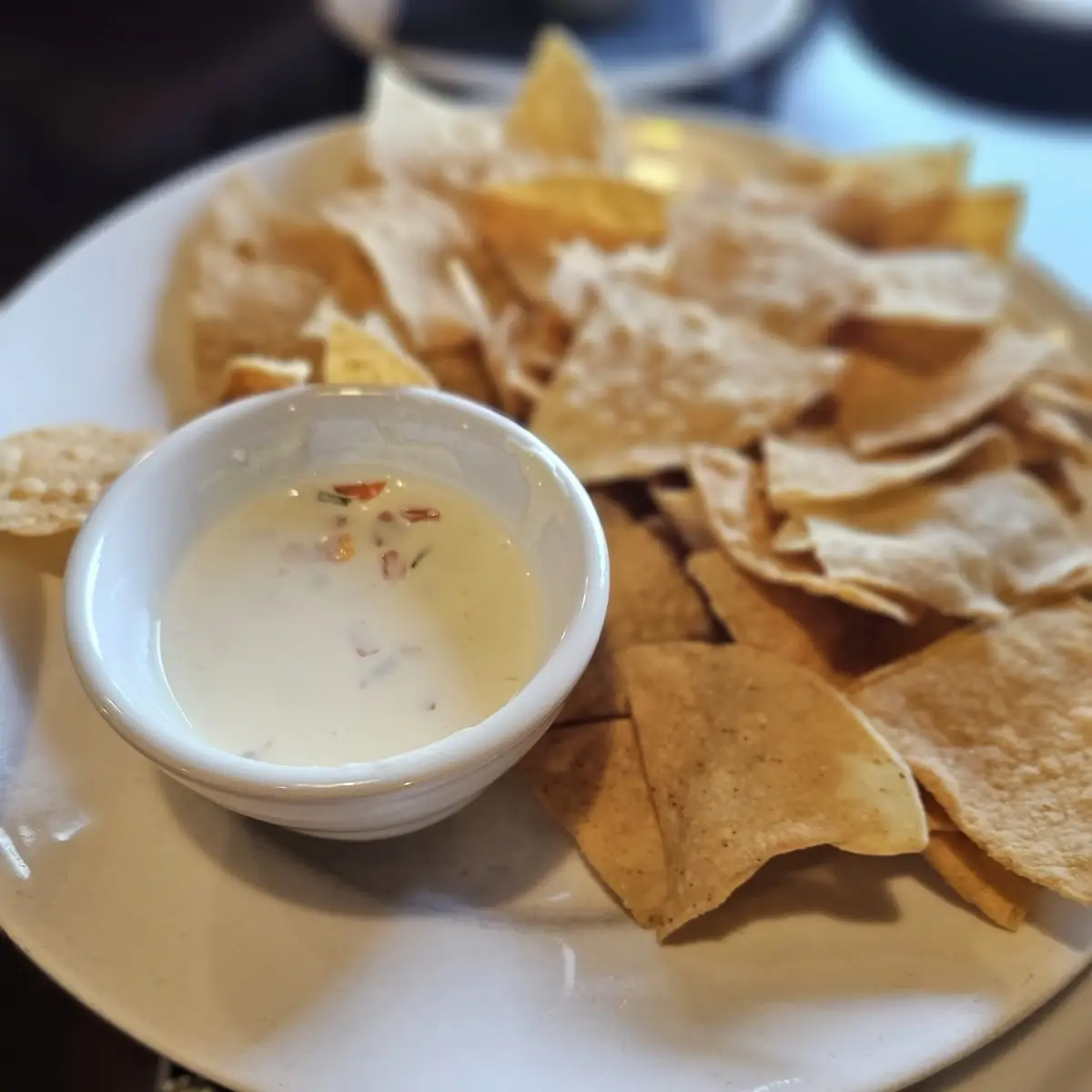 Queso & Chips