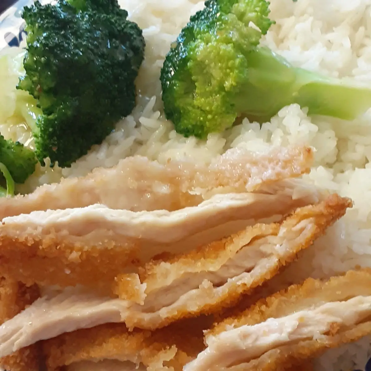 Steamed Chicken with Broccoli