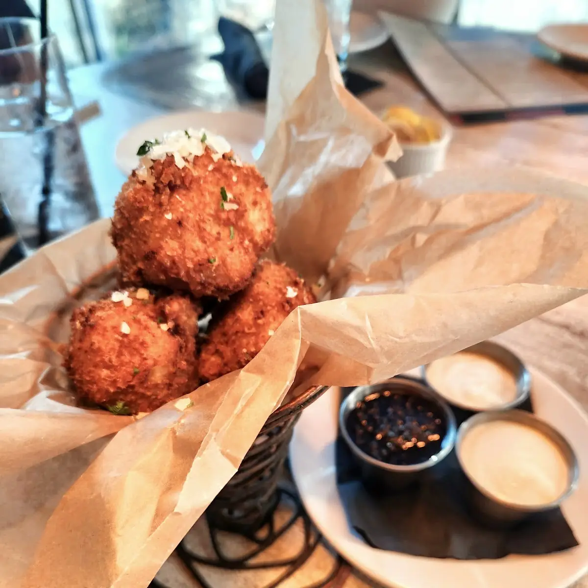 Mac and Cheese Balls