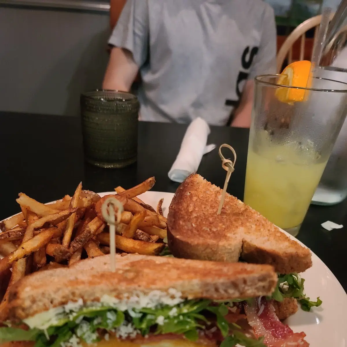 Fried Green Tomato blt