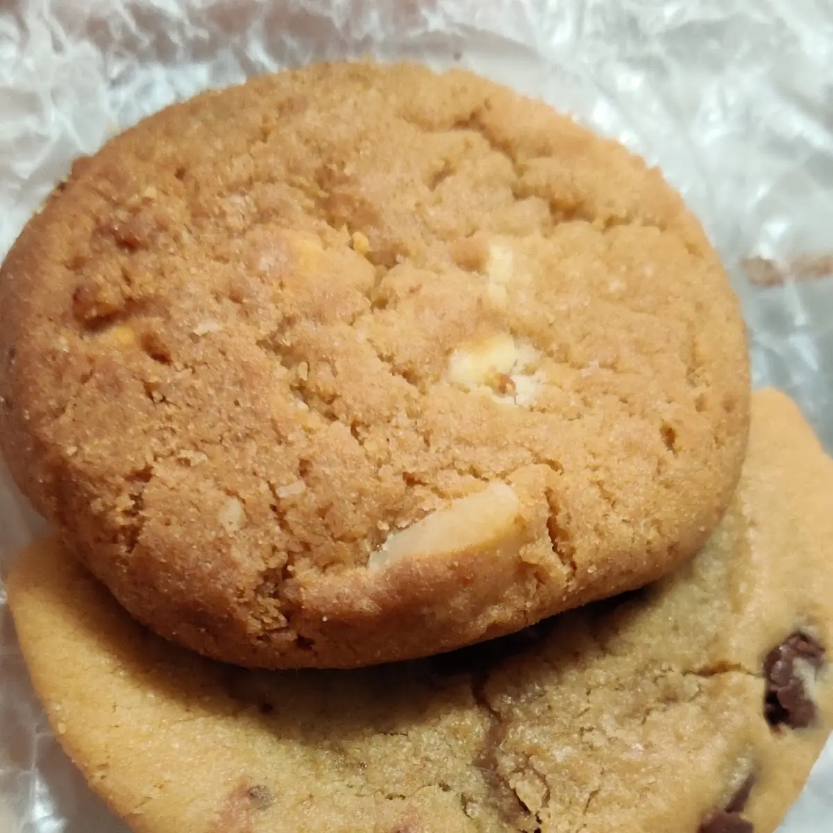 Chocolate Chip White Chocolate Macadamia Nut