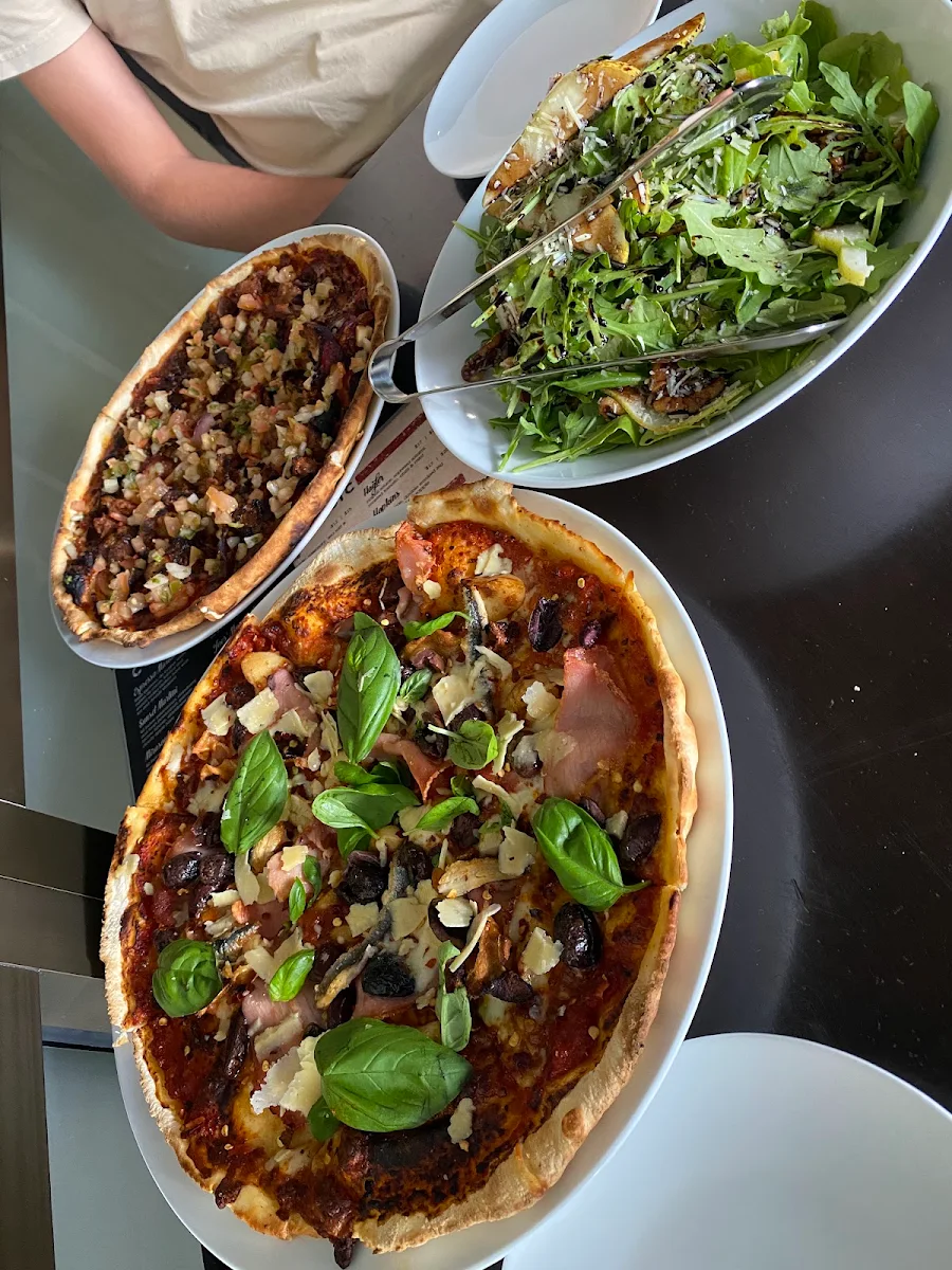 Highlights, Smokin’ Joes Pizza & Bar Ashgrove