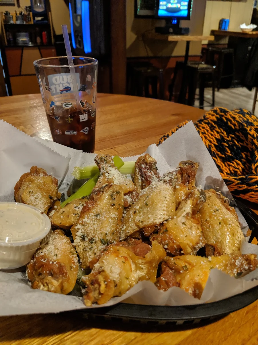Garlic Parmesan Chicken Wings