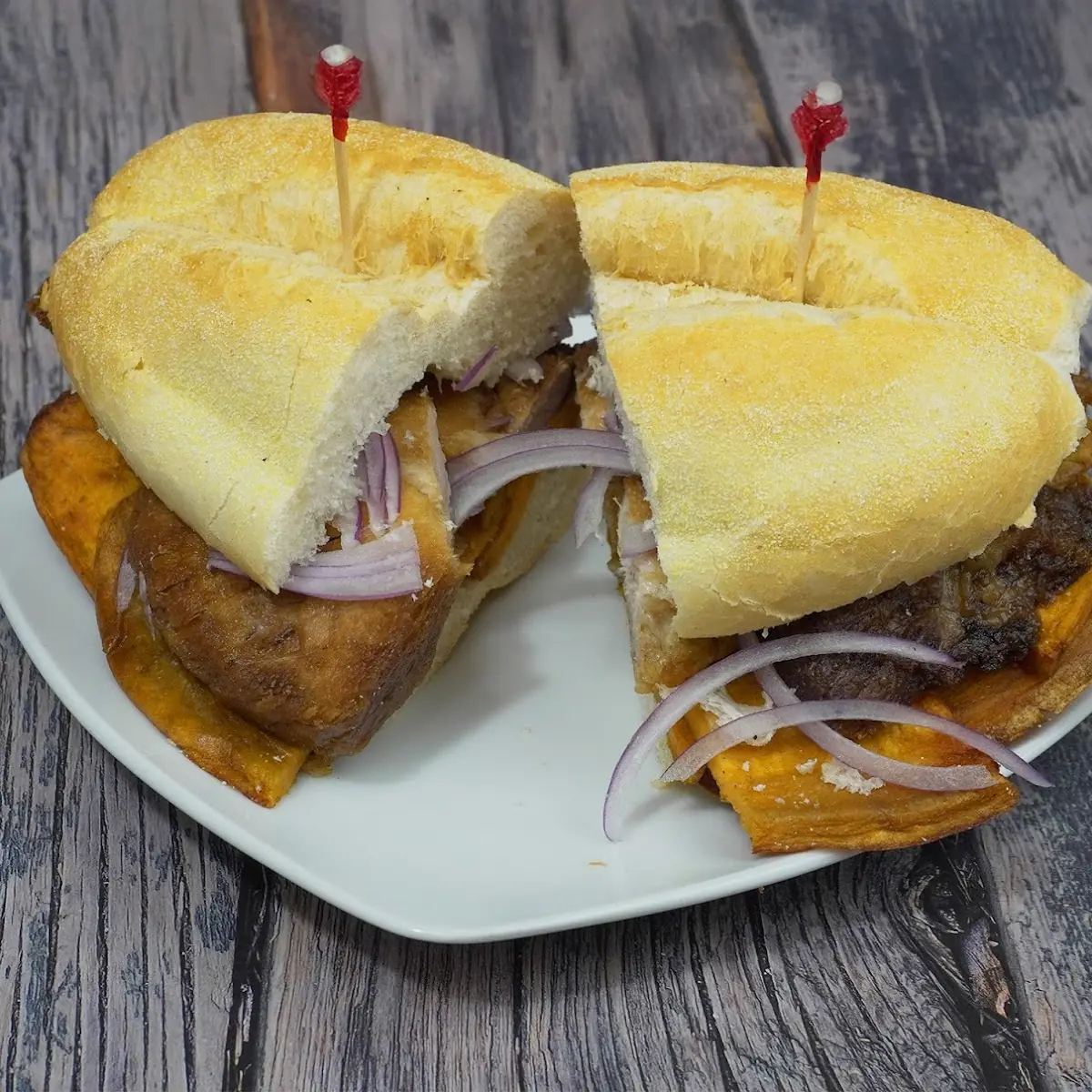 Pan Con Chicharron Y Camote Sandwich