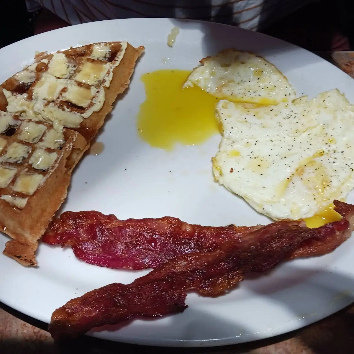 1 2 Waffle Eggs Bacon Fruit Cup