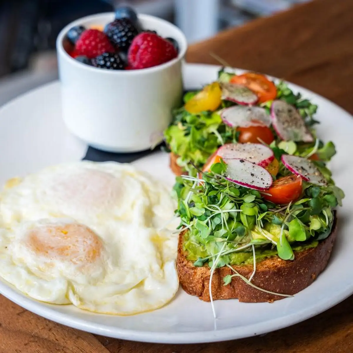 Avocado Toast Eggs