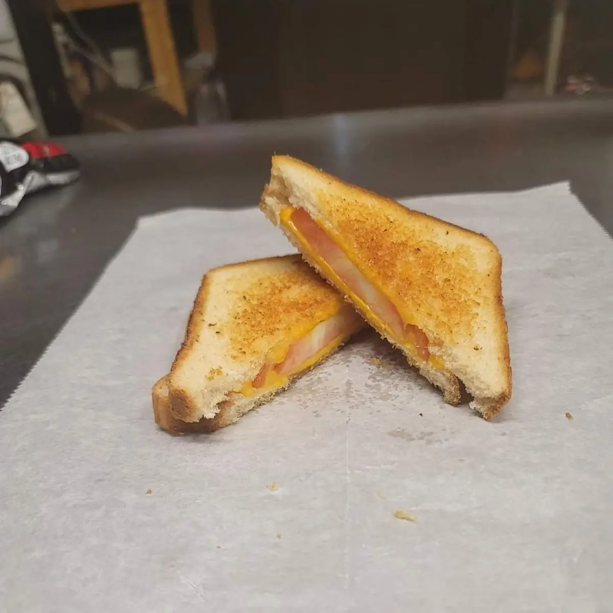 Grilled Cheese with Tomato