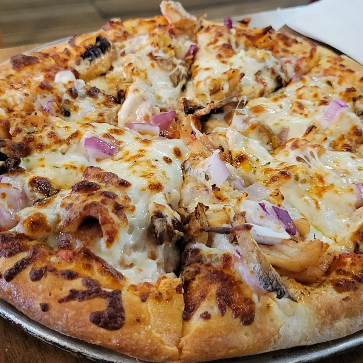 Garlic Chicken Pizza