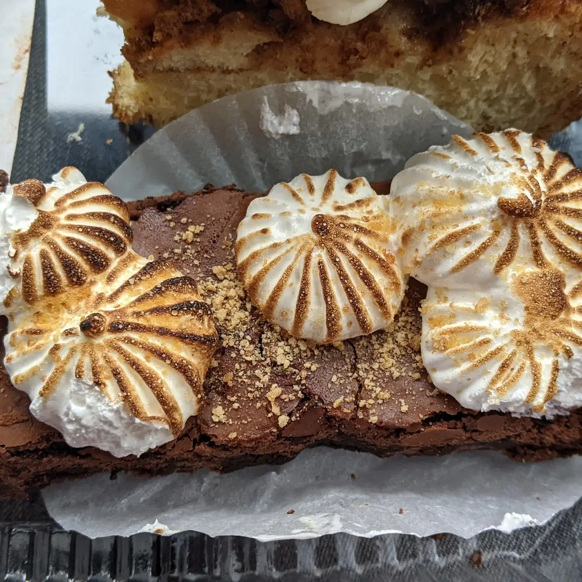 Brownie with Toasted Marshmallow Topping