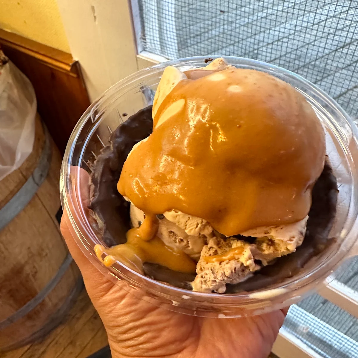 Ice Cream with Peanut Butter Sauce