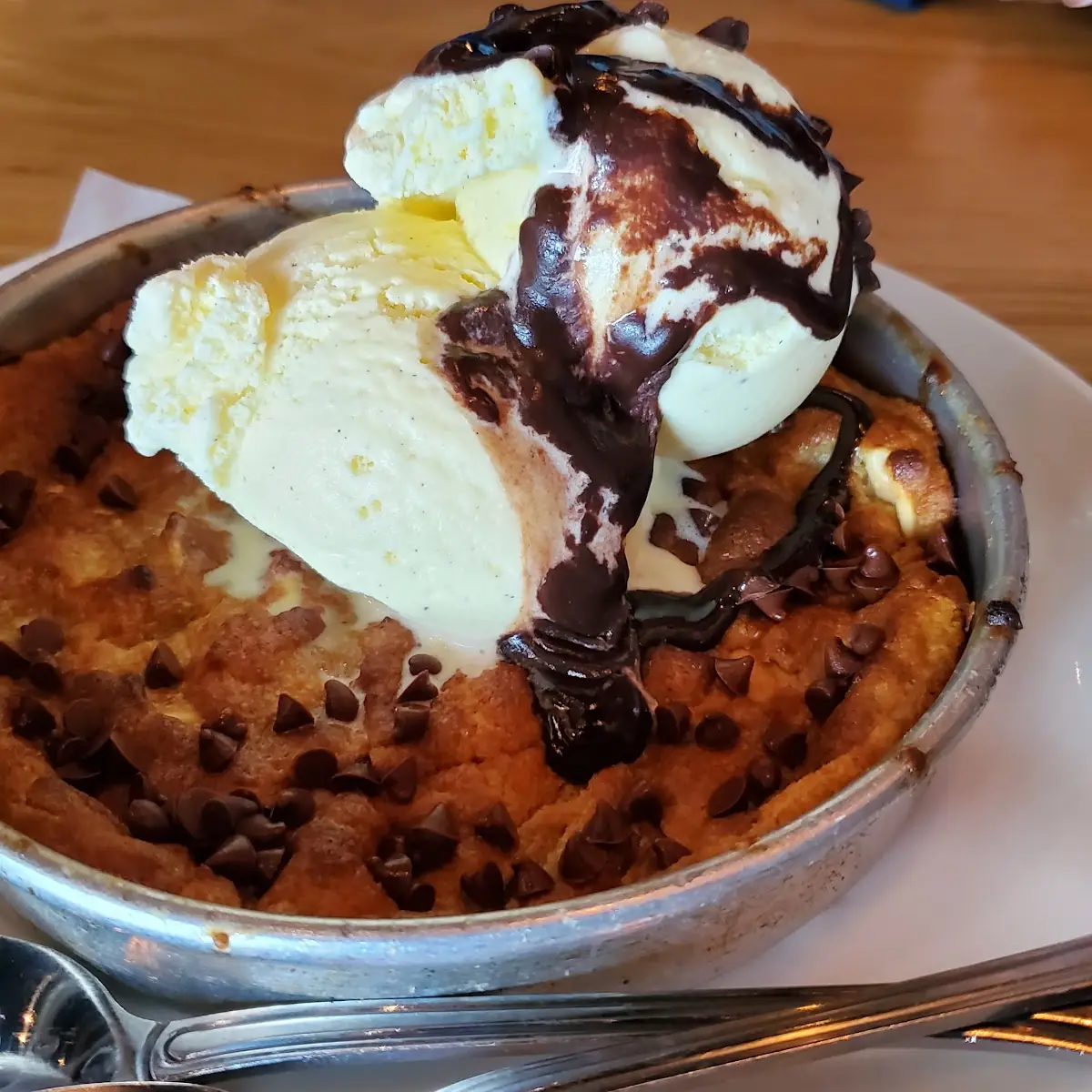 Chocolate Chunk Pizookie