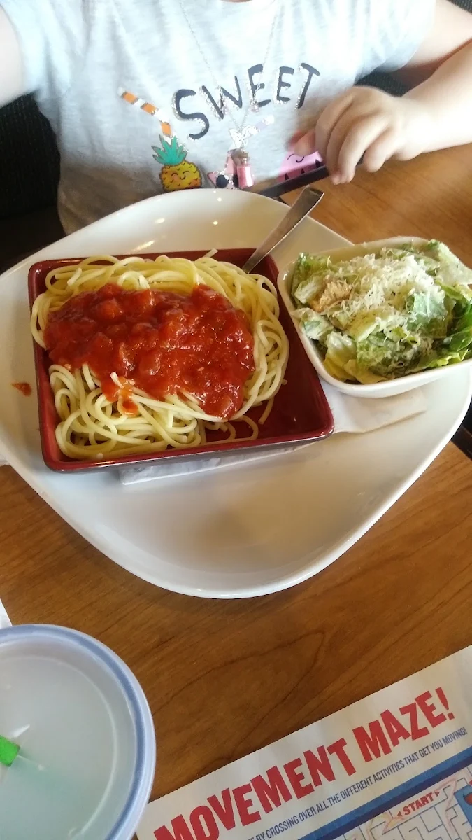 Spaghetti with Meatballs & Cesar Salad