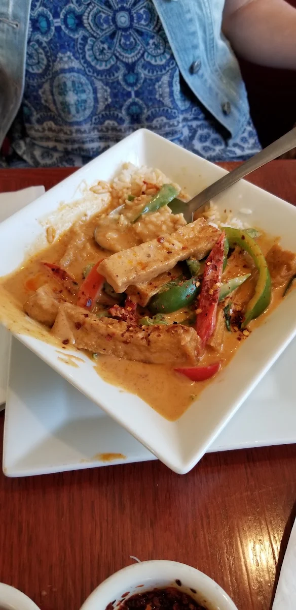 Yellow Curry Vegetables and Tofu