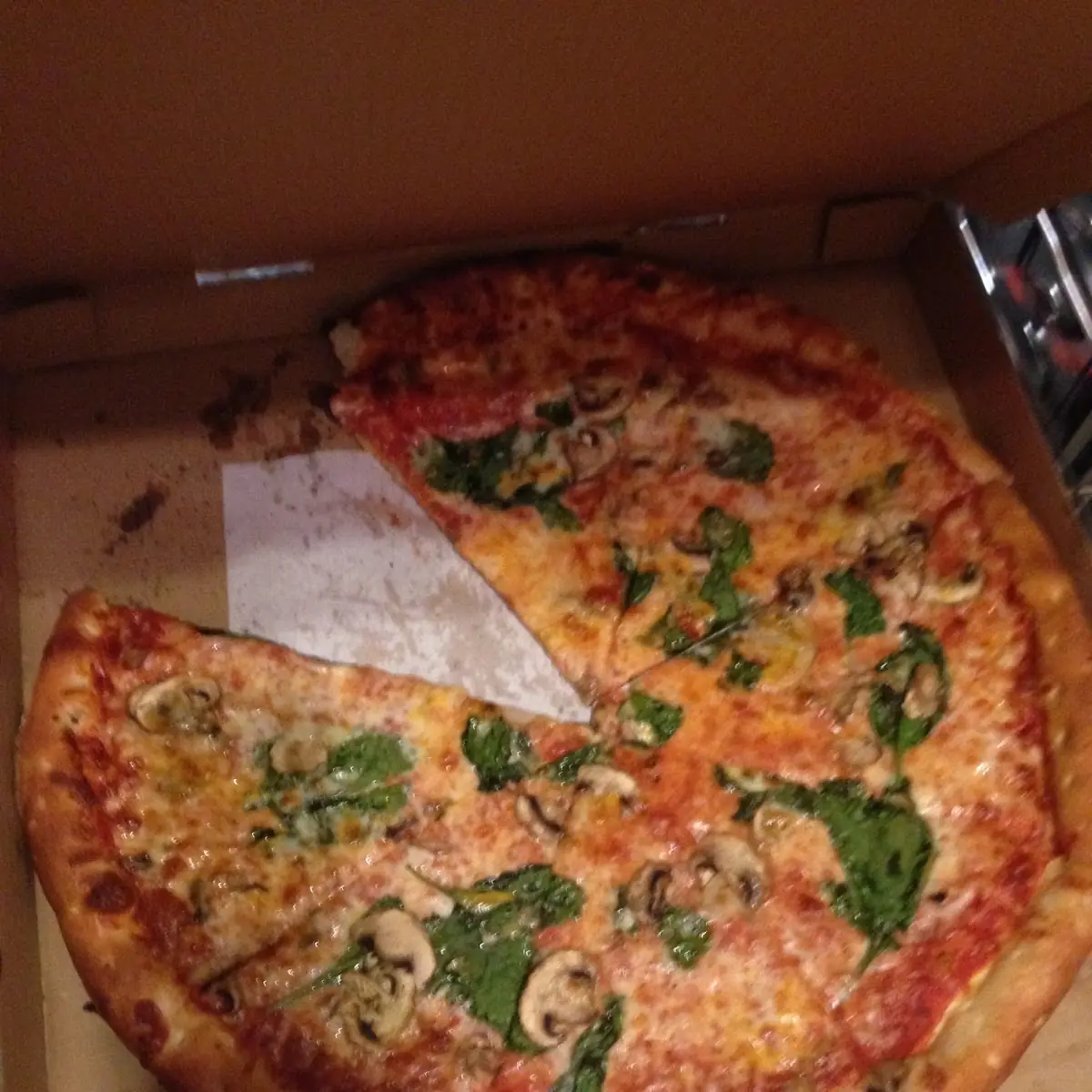 Spinach and Mushroom Pizza