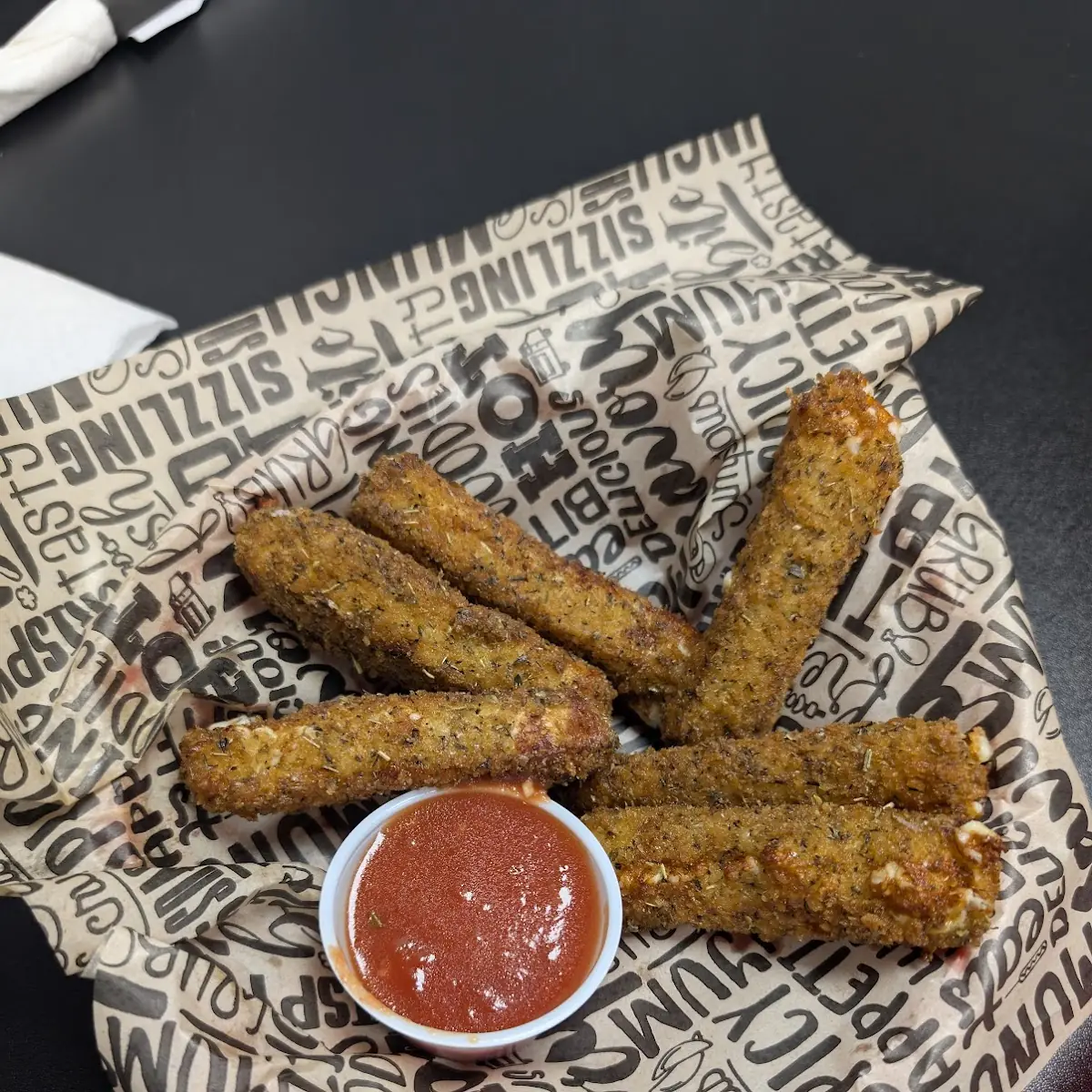Fried Mozzarella Sticks with Marinara
