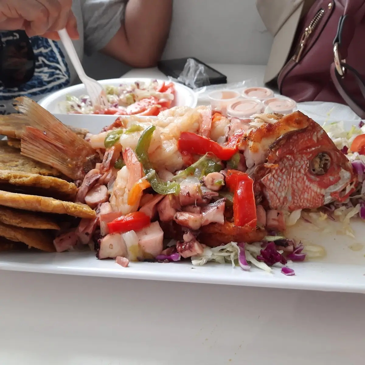 Chillo Relleno de Marisco