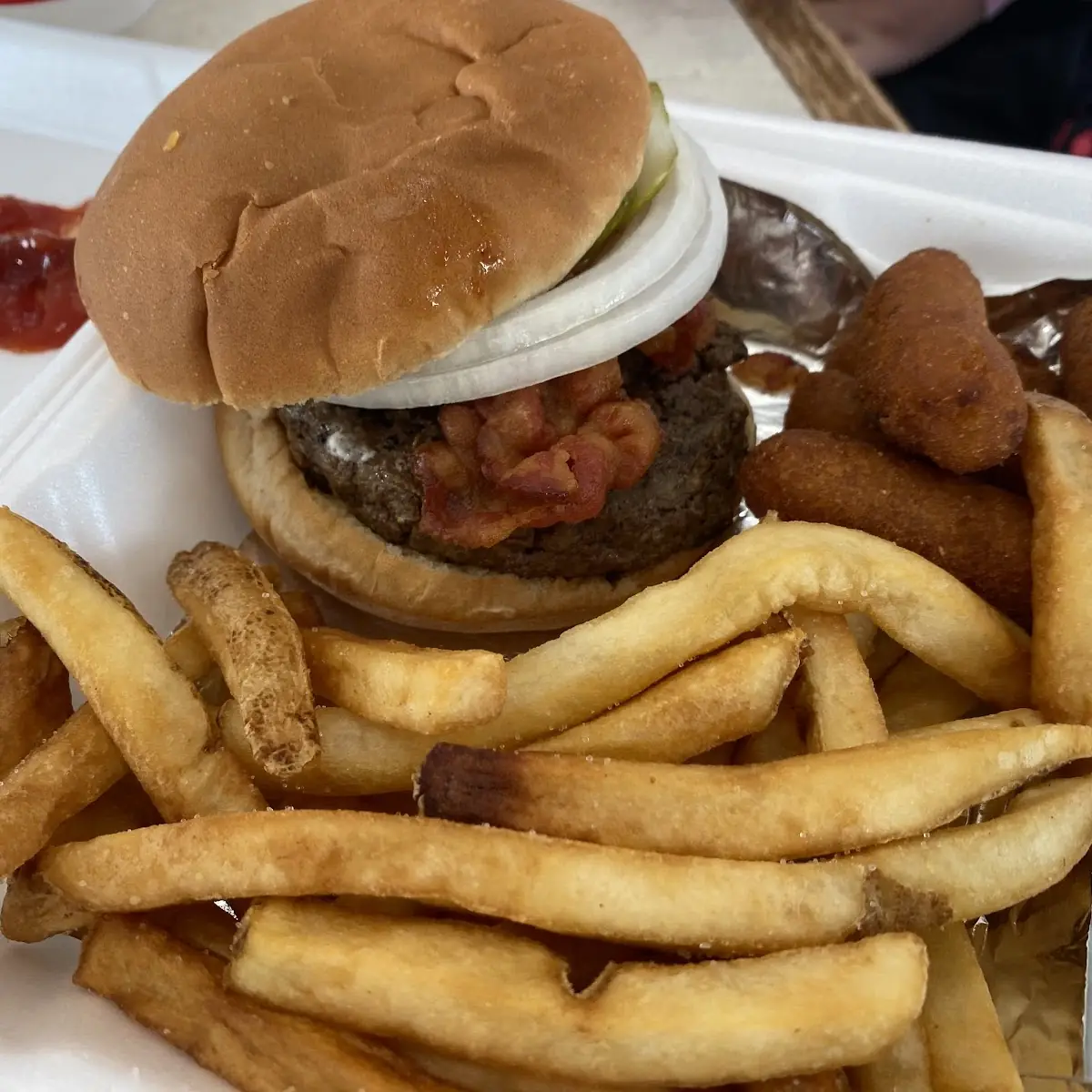 Bacon Cheeseburger