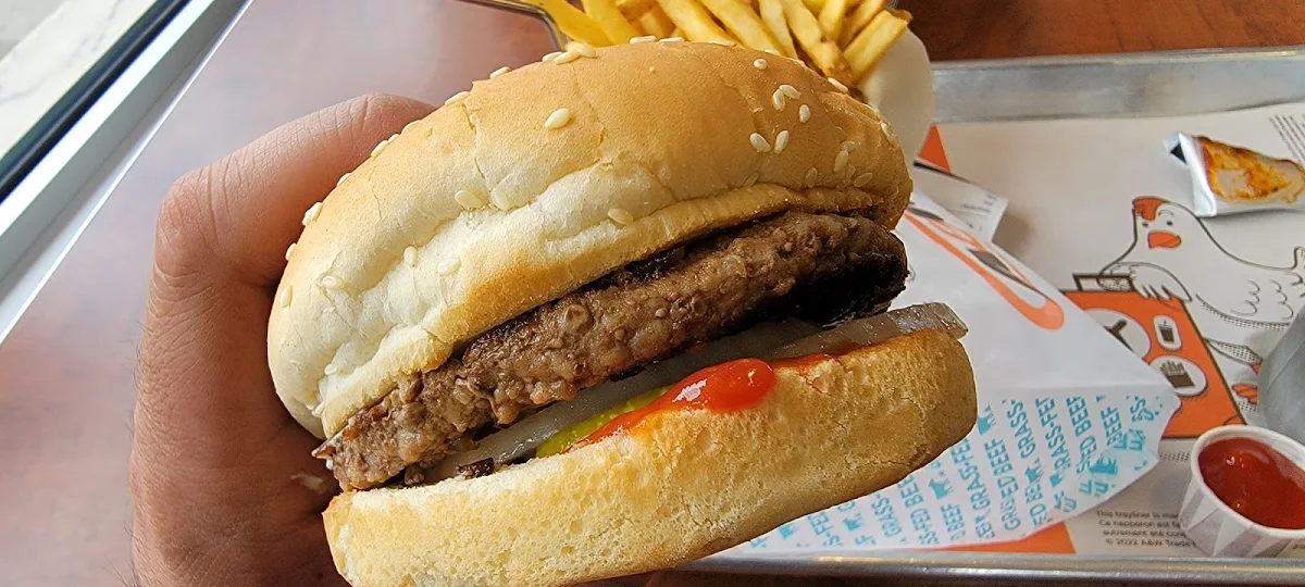 Mama Burger, A&W Canada
