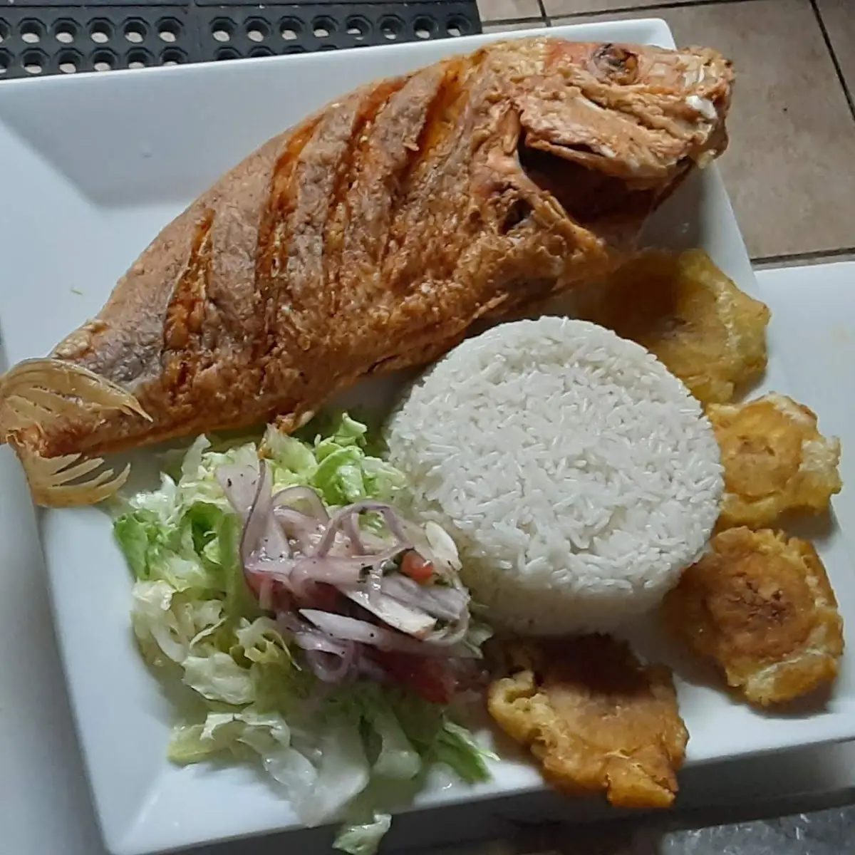 Pargo Entero Frito