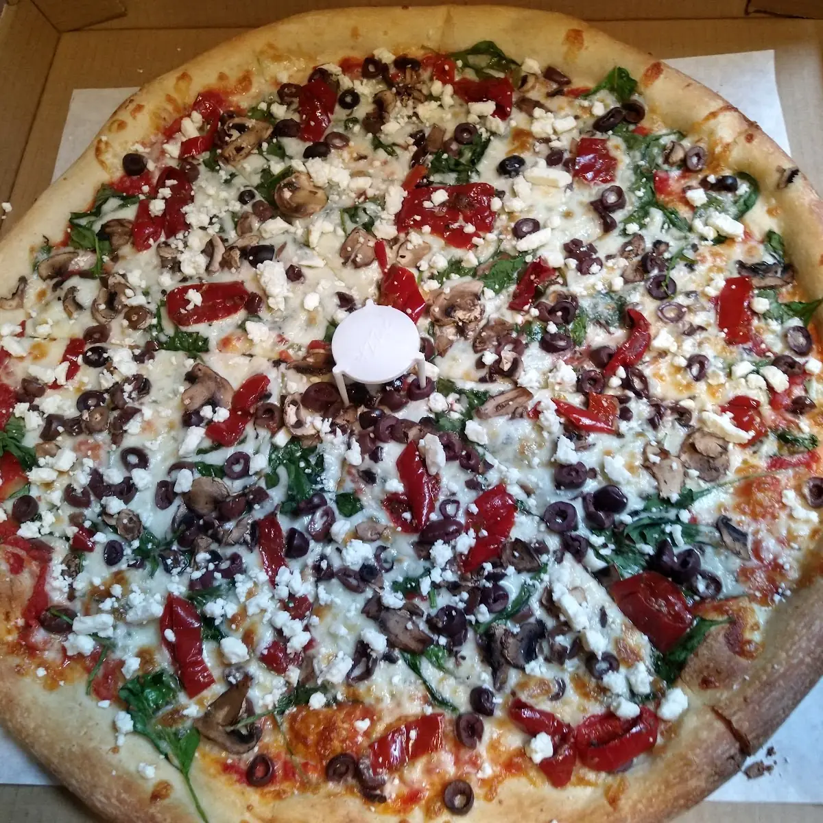 18" Vegetarian Pizza