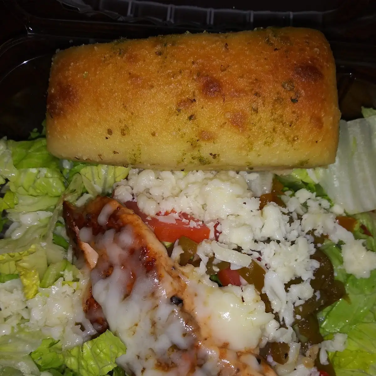 Grilled Salmon Salad