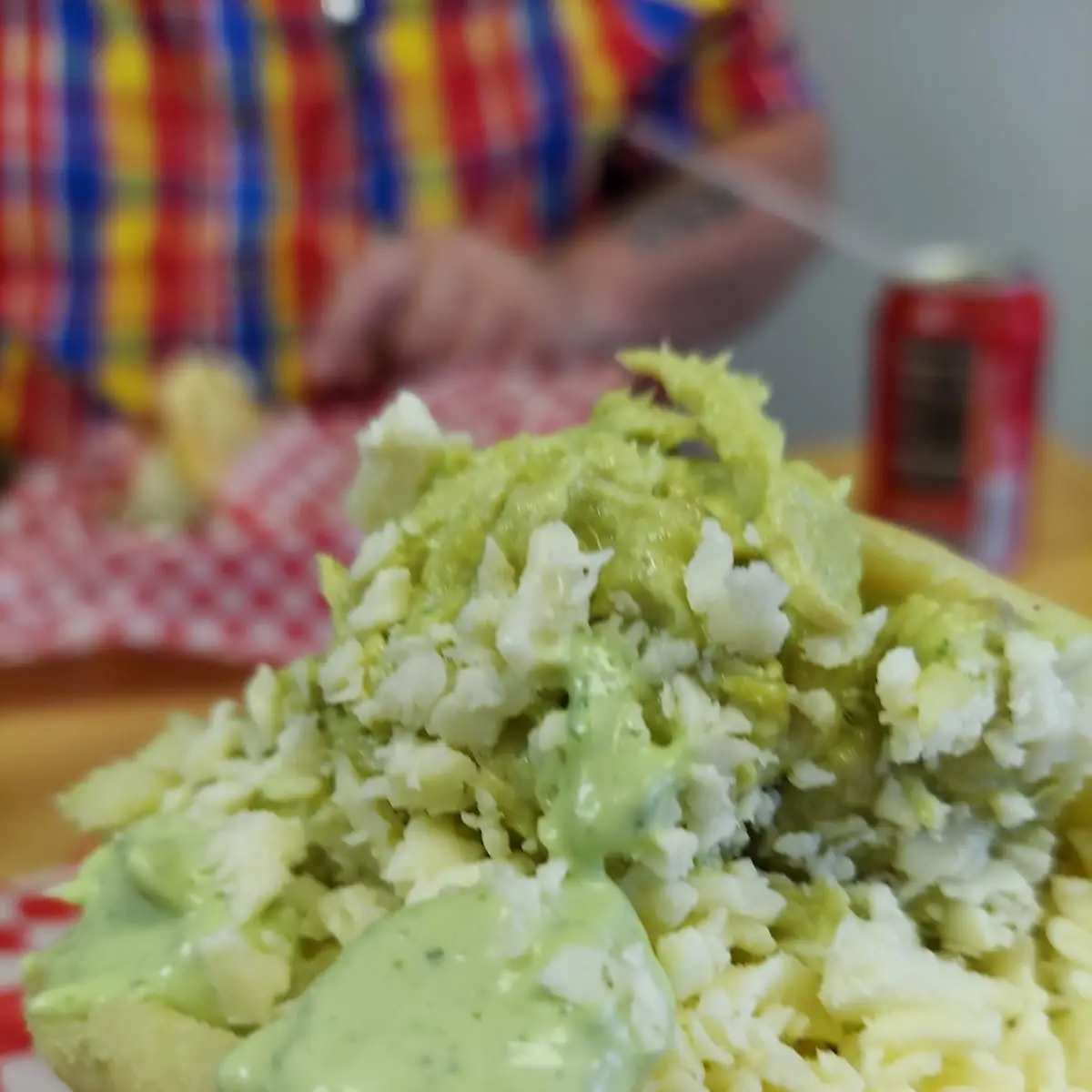 Le Reina Pepiada Arepa