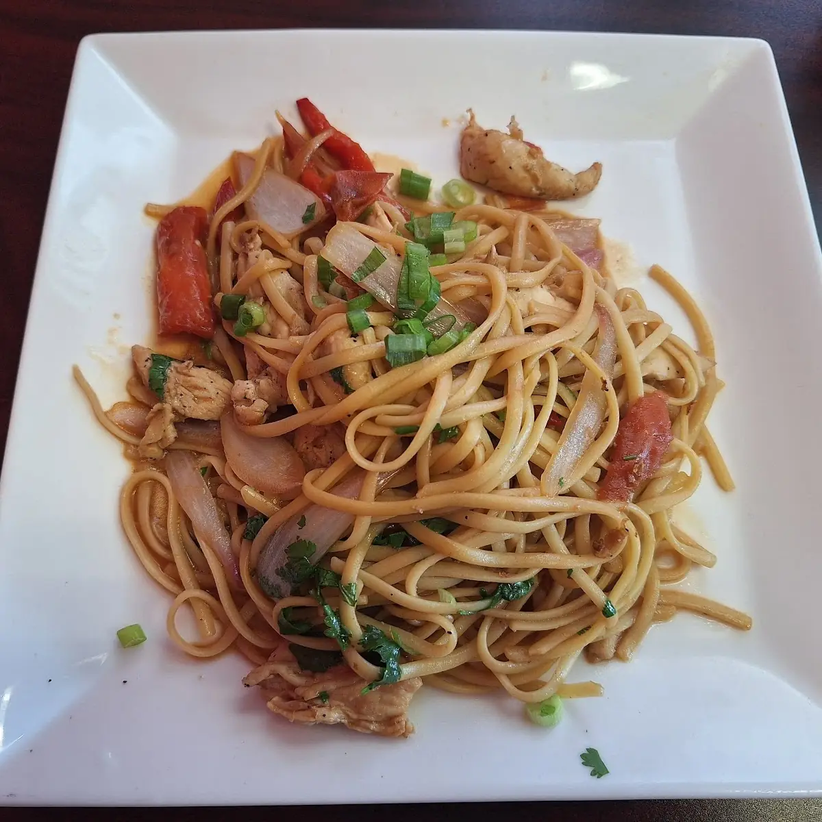 Tallarines Saltado
