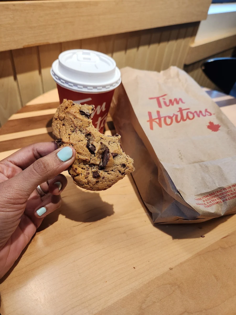 Chocolate Chip Cookie