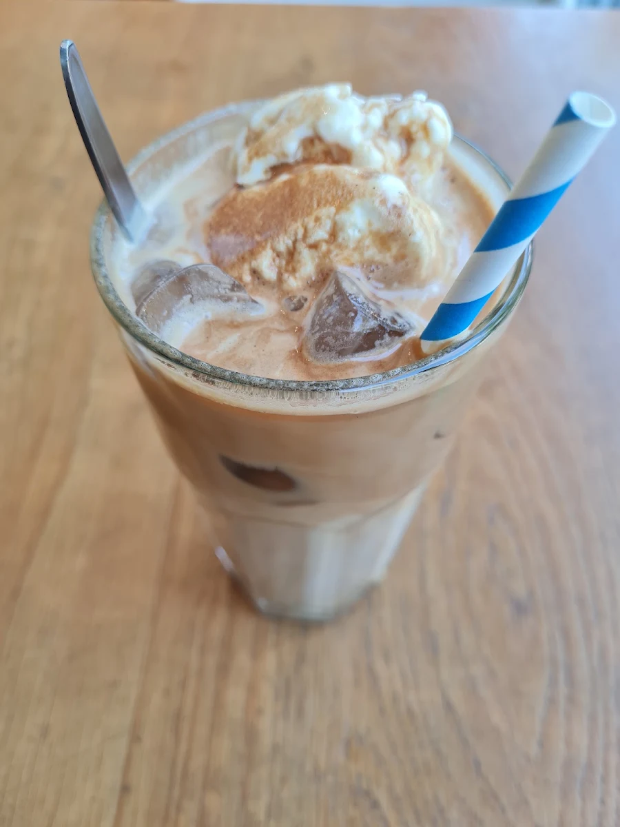 Iced Mocha, Dr Dax Kitchen
