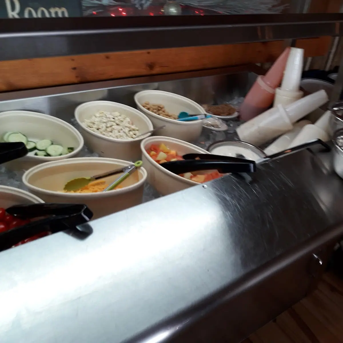 Unlimited Soup & Salad Bar