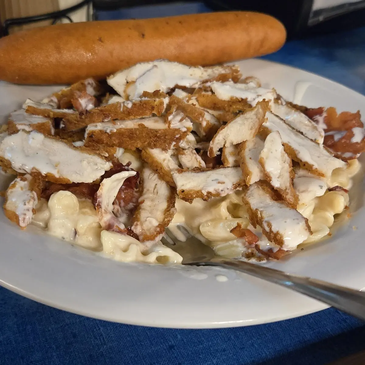 Chicken Bacon Ranch Mac and Cheese